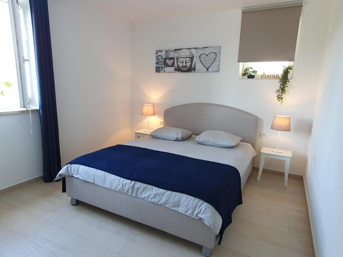Apartmani Melanie 포레치 외부 사진