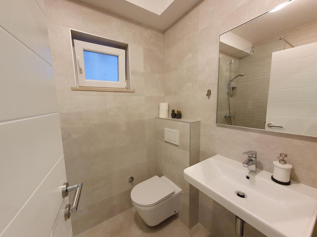 Apartmani Melanie 포레치 외부 사진