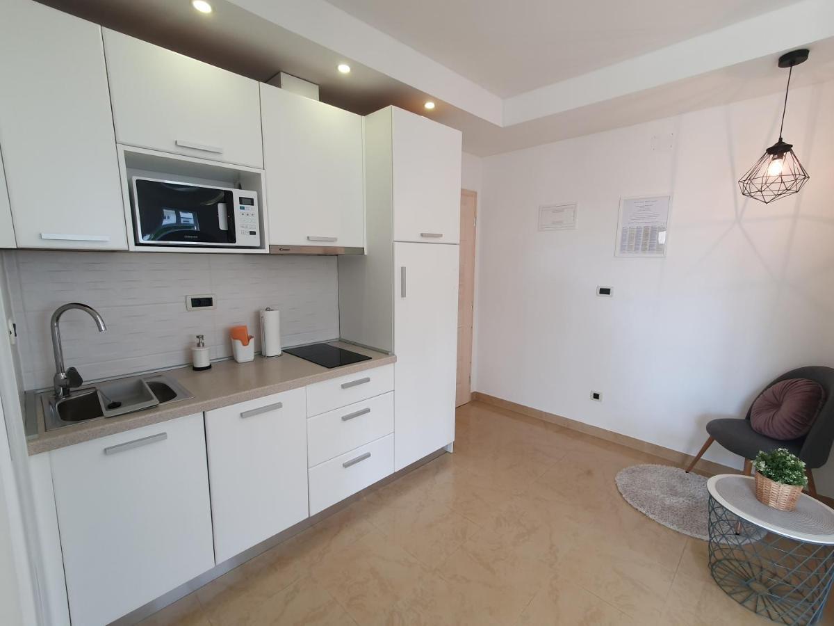 Apartmani Melanie 포레치 외부 사진